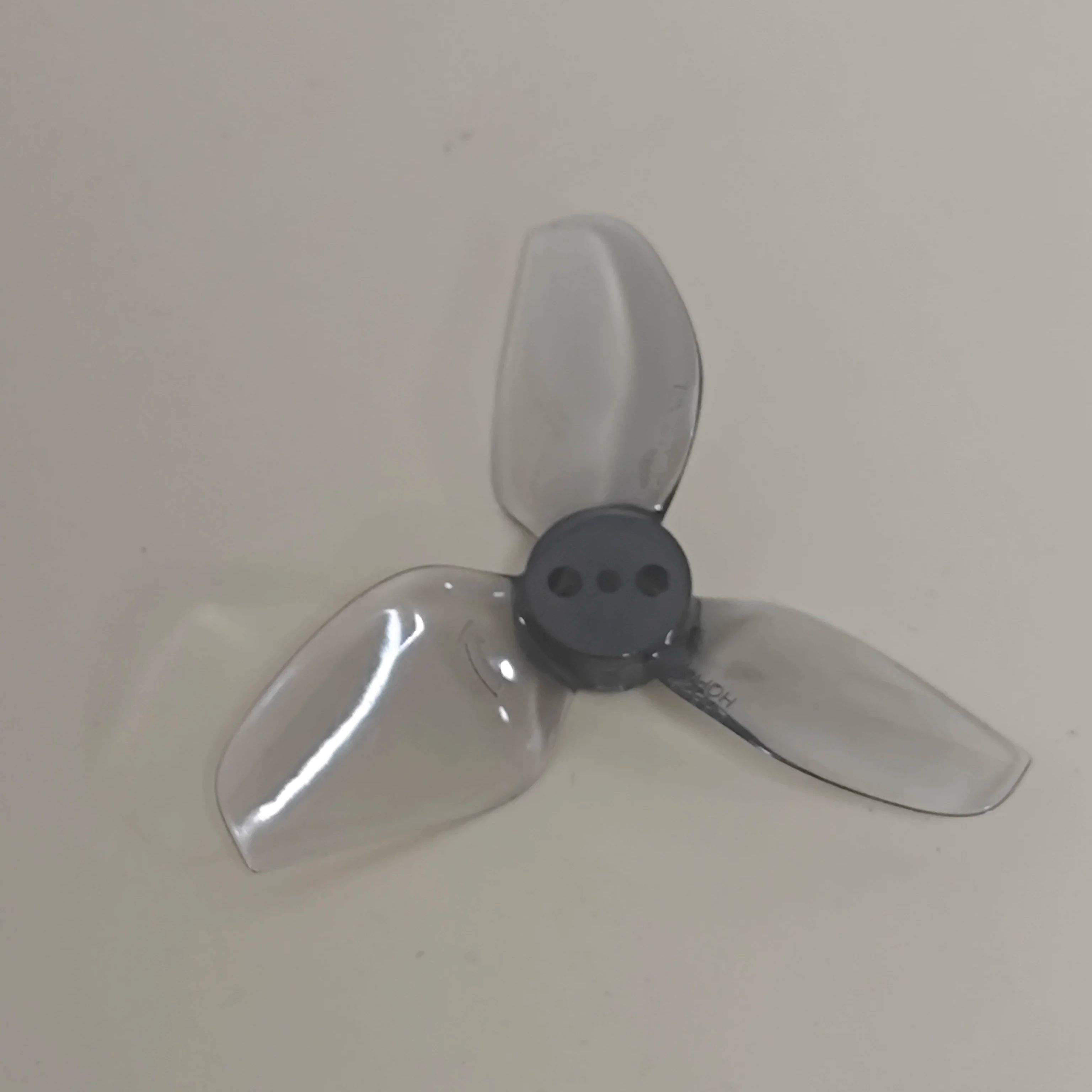 HQProp T2X2.2X3 Racing Drone P - đánh giá và giá Drone Racing Propeller